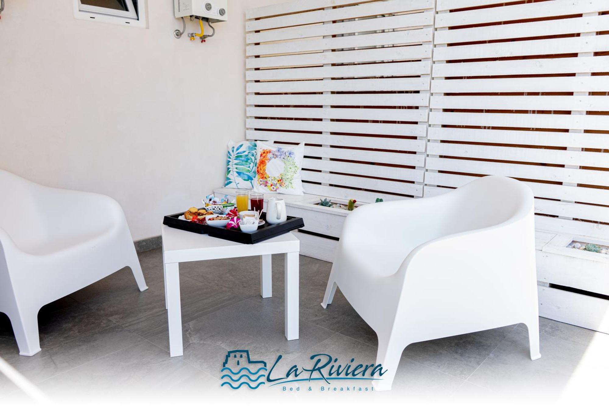 Couette-café La Riviera *